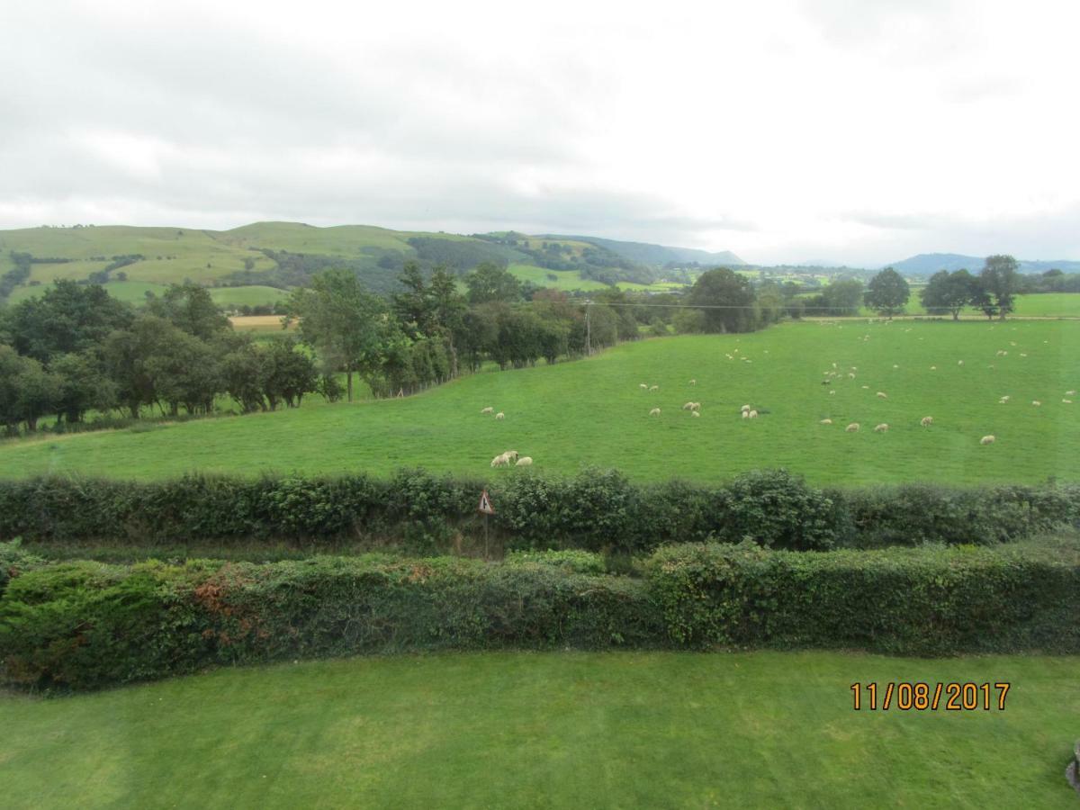 Rhyd Lydan Bed and Breakfast Newtown  Exterior foto